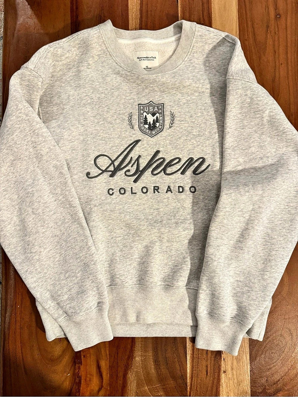 Abercrombie & Fitch Soft A&F Collection Aspen Colorado Graphic Crewneck